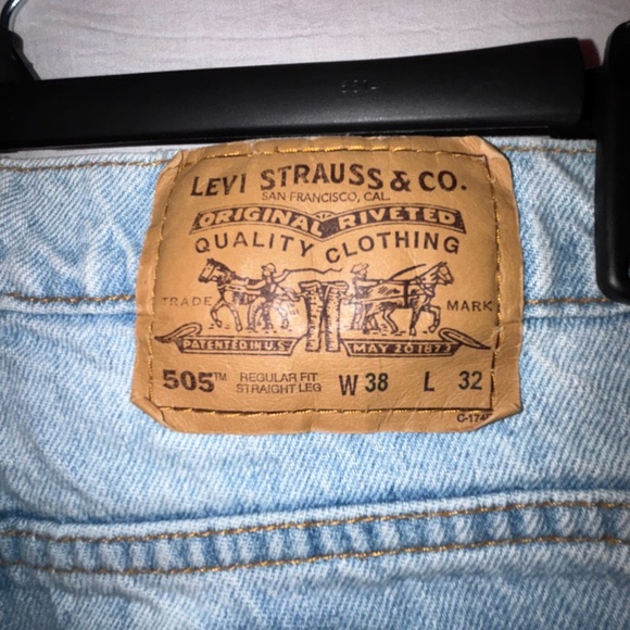 Levi's Men's Straight Jeans in Light Blue - Picture 3 of 9